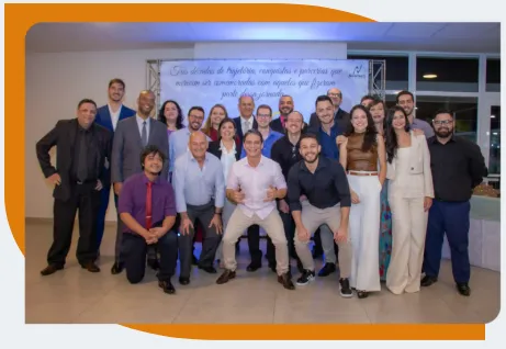 Equipe Newtech celebrando 30 anos
